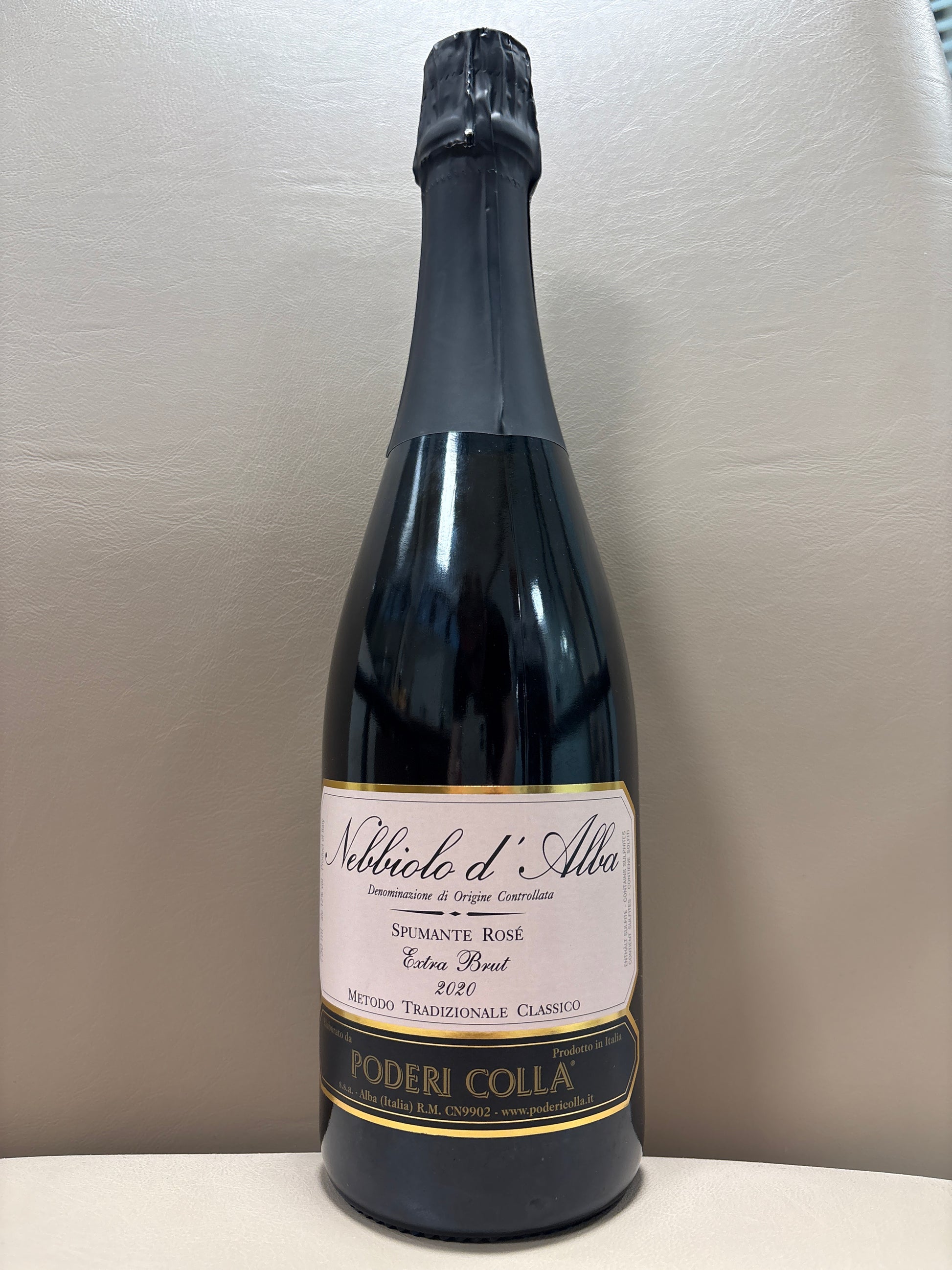 Alta Langa Nebbiolo D'Alba Extra Brut Rosé Poderi Colla