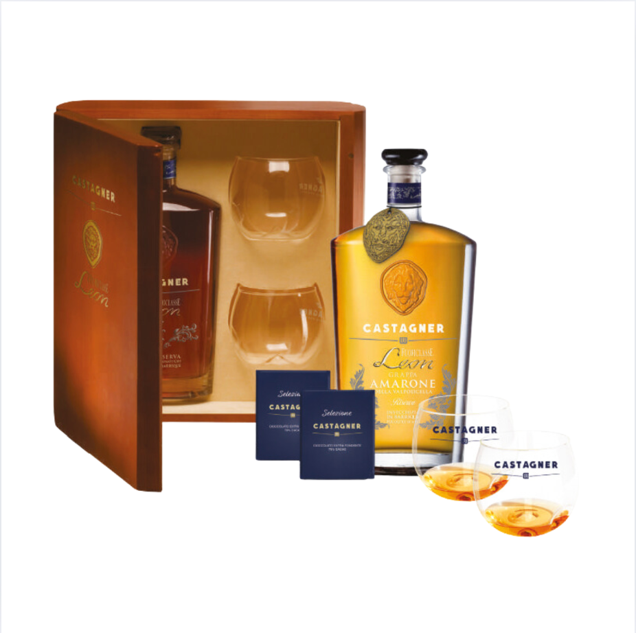 Confezione Grappa Leon Fuoriclasse Di Amarone + 2 Calici + Cioccolato Castagner